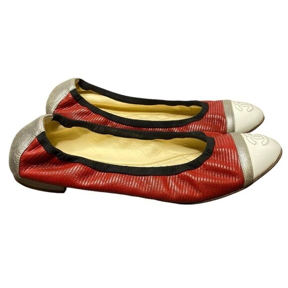Chanel Cap Toe CC Ballet Flats EU 38.5 Red White Suede Ballerina US 8 - Picture 1 of 9